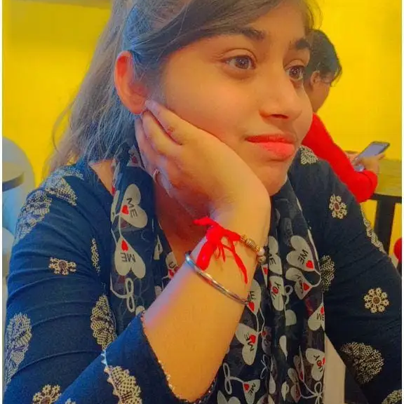 Namrata W