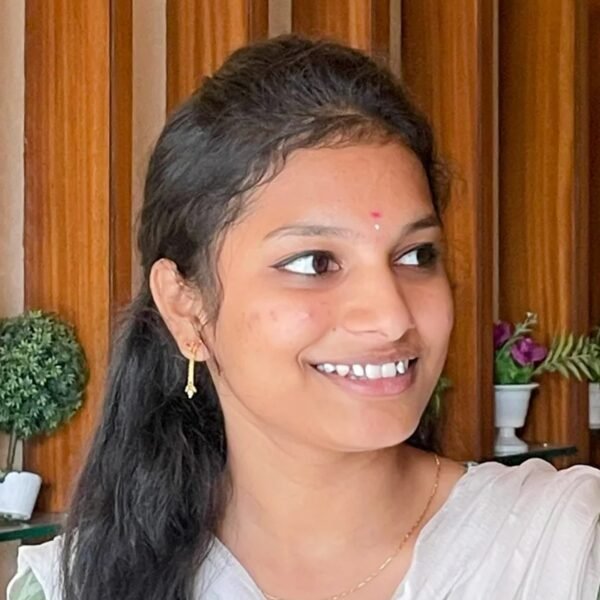 Ravitreyani P